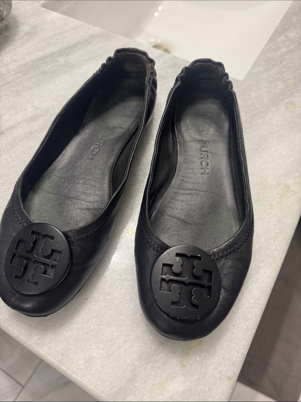 Tory Burch Black Leather Logo Ballet Flats Mini Travel size 8